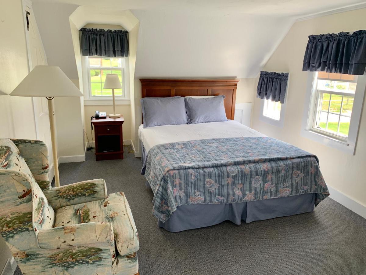 Lighthouse Inn Cape Cod West Dennis Bagian luar foto
