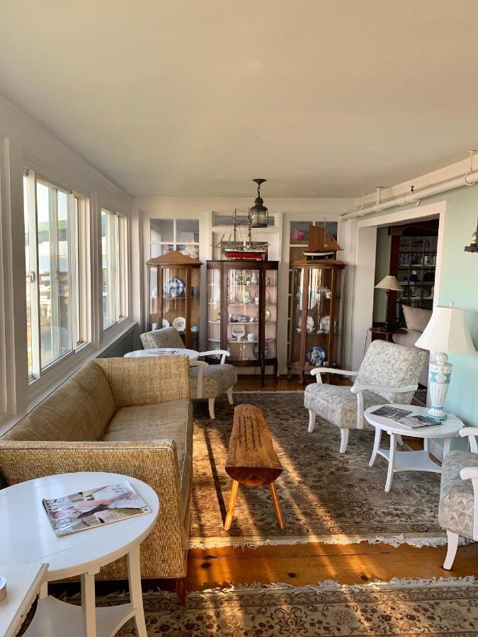 Lighthouse Inn Cape Cod West Dennis Bagian luar foto